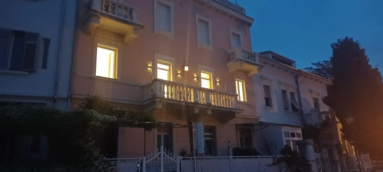 Royal Balcony Al Mare Apartment Rovinj 0*,  Croatia