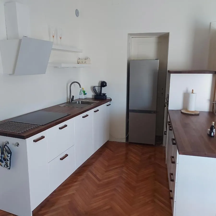 Royal Balcony Al Mare Apartment Rovinj 0*,